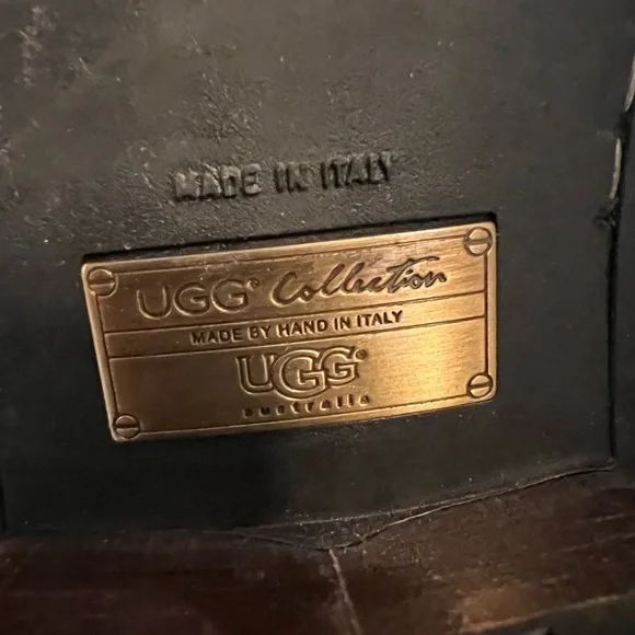 Women's Uggs Combat Boots - size 11 - Picture 7 of 7